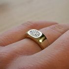 Image 7 of Gold ring with diamond; 0.09 ct.