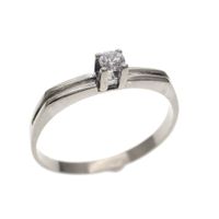 White gold solitaire ring with zirconia