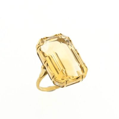 Image 1 of Gold ring set with synthetic yellow gemstone