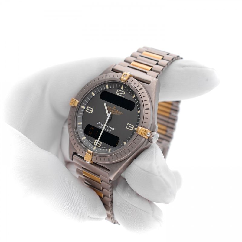 Image 12 of Breitling Aerospace F56059 / 80360; Men's Watch (Full Set '94)