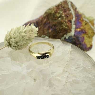 Gold ring with sapphire Image 2 of Gold ring with sapphire