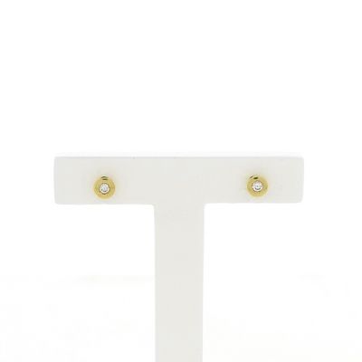 Image 1 of Gold stud earrings with diamond | 0.10 ct.