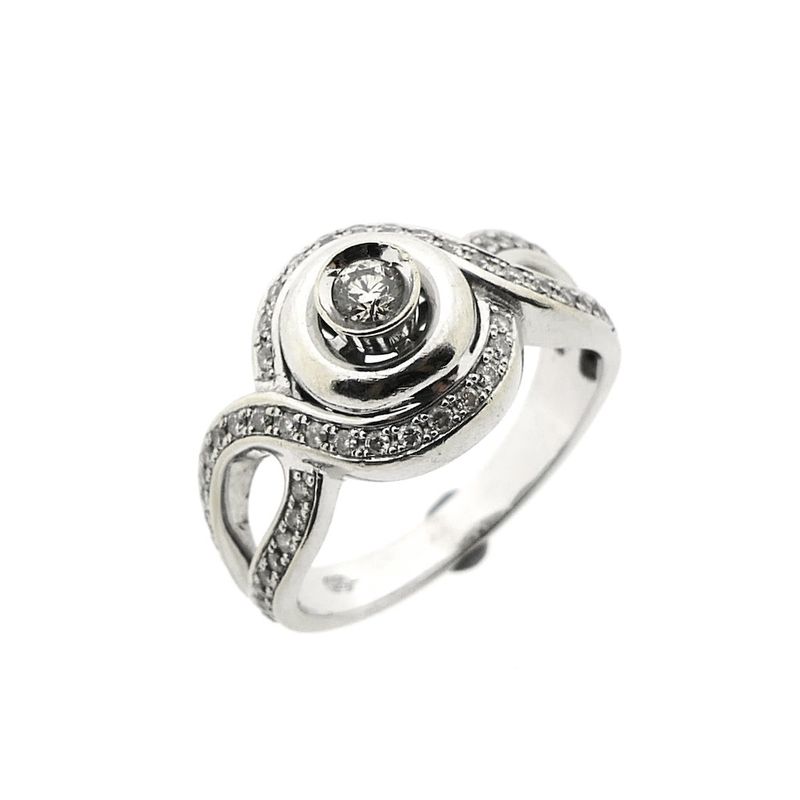 Image 1 of White gold ring with diamonds; 0.40 ct.