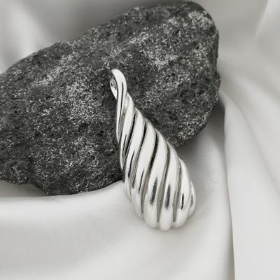 Image 2 of Silver pendant with a convex design