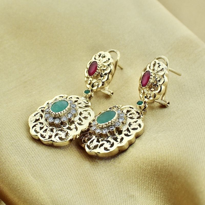 Image 5 of 18 carat gold oriental earrings with ruby ​​and emerald