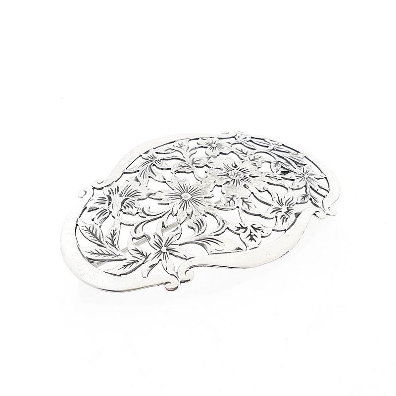 Image 3 of Silver brooch with floral motif