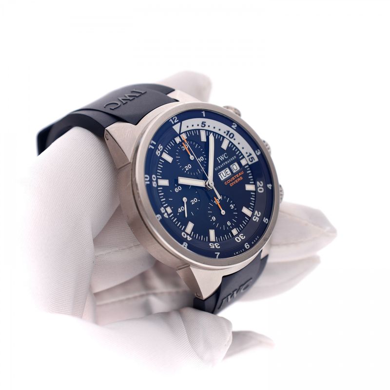 Afbeelding 8 van IWC Aquatimer Chronograph 'Tribute to Calypso Cousteau Divers' IW3782; Limited Edition Heren Horloge