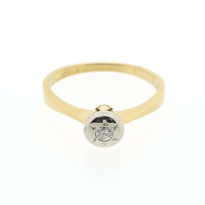Image 4 of Gold solitaire ring with diamond; 0.05 ct.