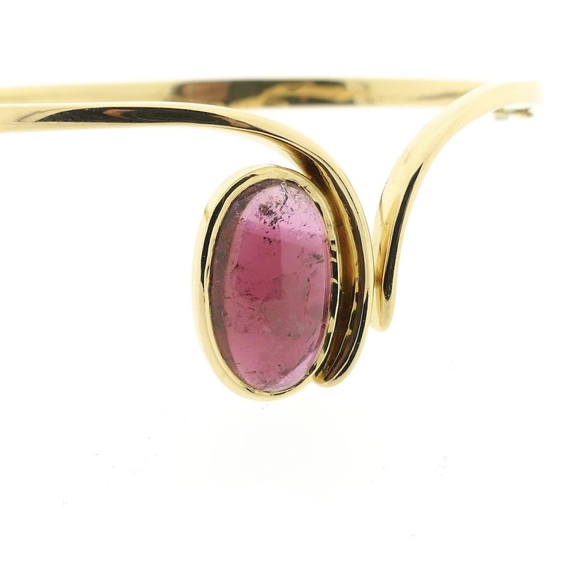 Image 4 of 18-karat gold fantasy/bangle bracelet with pink tourmaline; Petit dor | Ø 65 mm