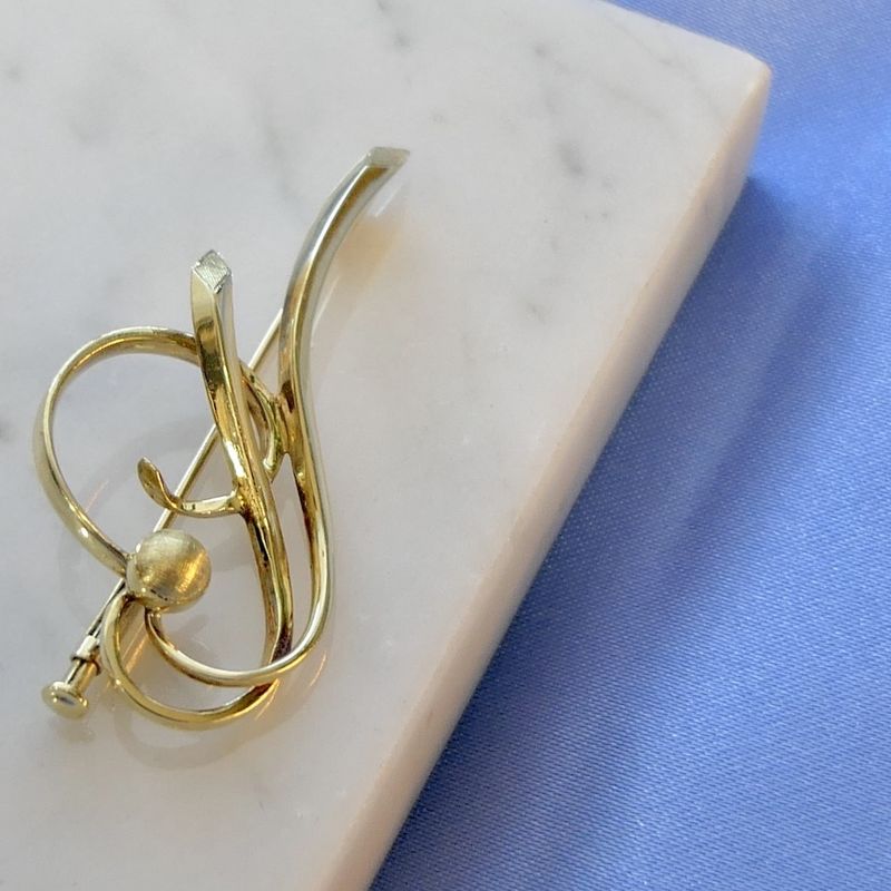 Image 2 of Vintage gold ornate fantasy brooch