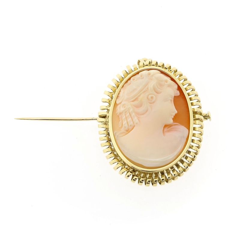 Image 9 of Antique Gold Brooch/Pendant with Cameo