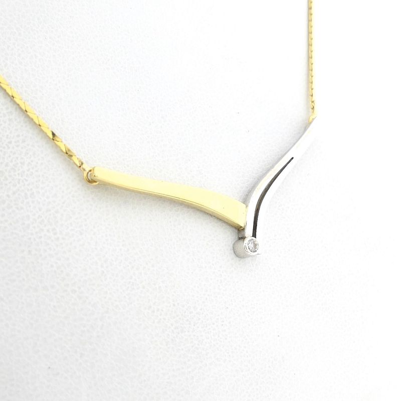 Image 3 of Bicolor Gold Cobra Link Necklace with Pendant & Zirconia; 14 Karat; 42.5 cm