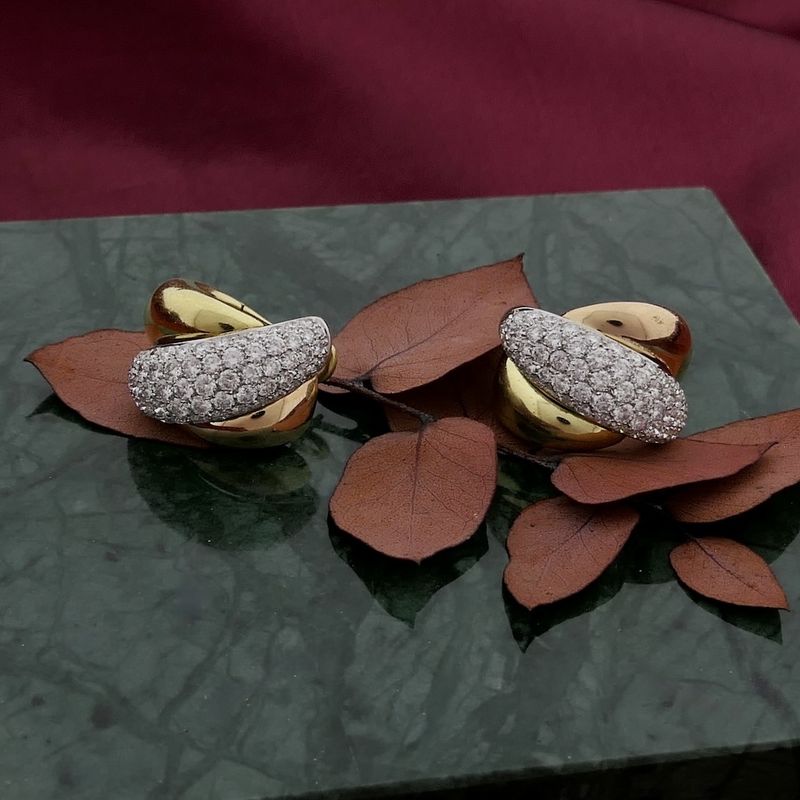 Image 8 of Tricolor gold stud earrings with diamonds; Approx. 3.00 ct.