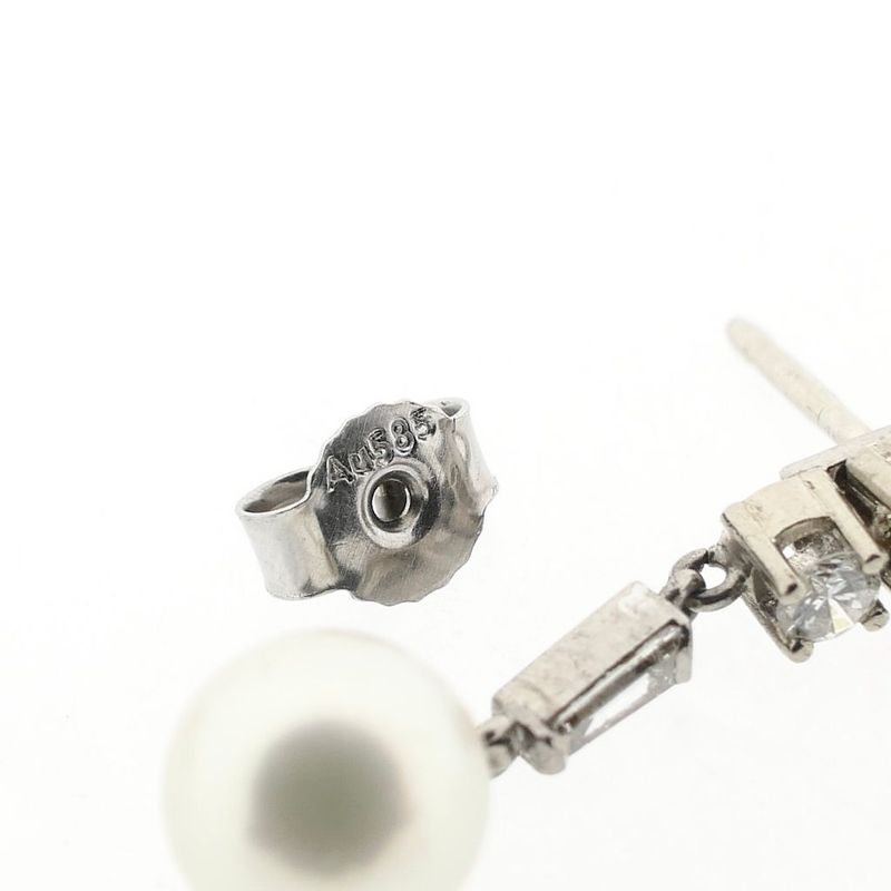 Image 6 of White Gold Earrings with Pearl & Diamonds