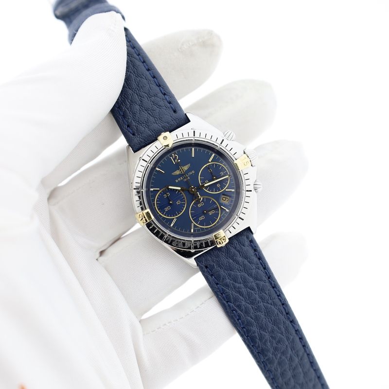 Image 8 of Breitling Windrider Sextant B55045; Chronograph watch