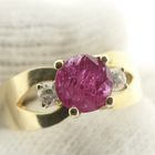 Image 5 of 18 carat gold ring with ruby ​​and diamonds