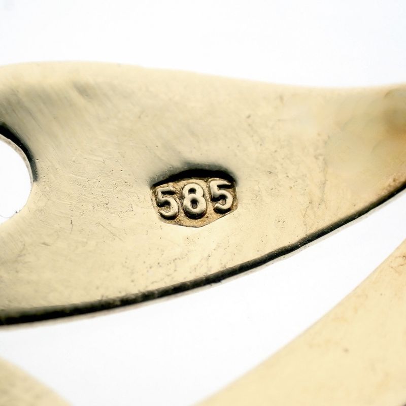 Image 8 of Gold letter brooch; letter A