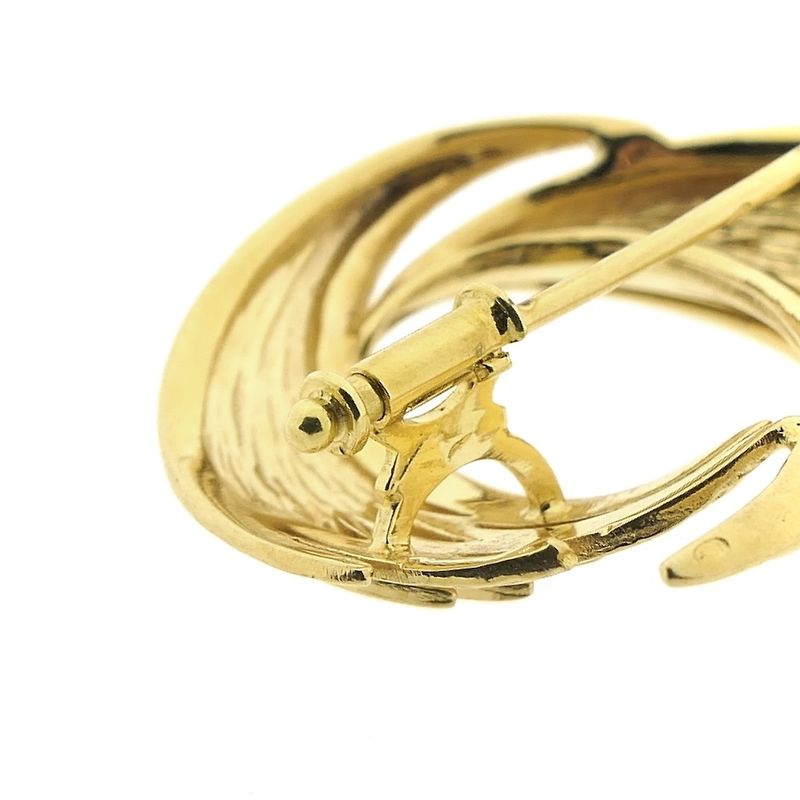 Image 5 of Golden brooch of wings