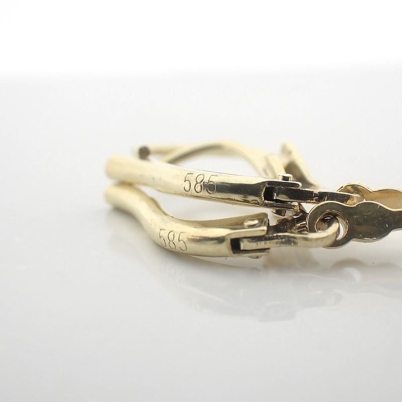 Image 6 of Vintage gold earrings with blood coral