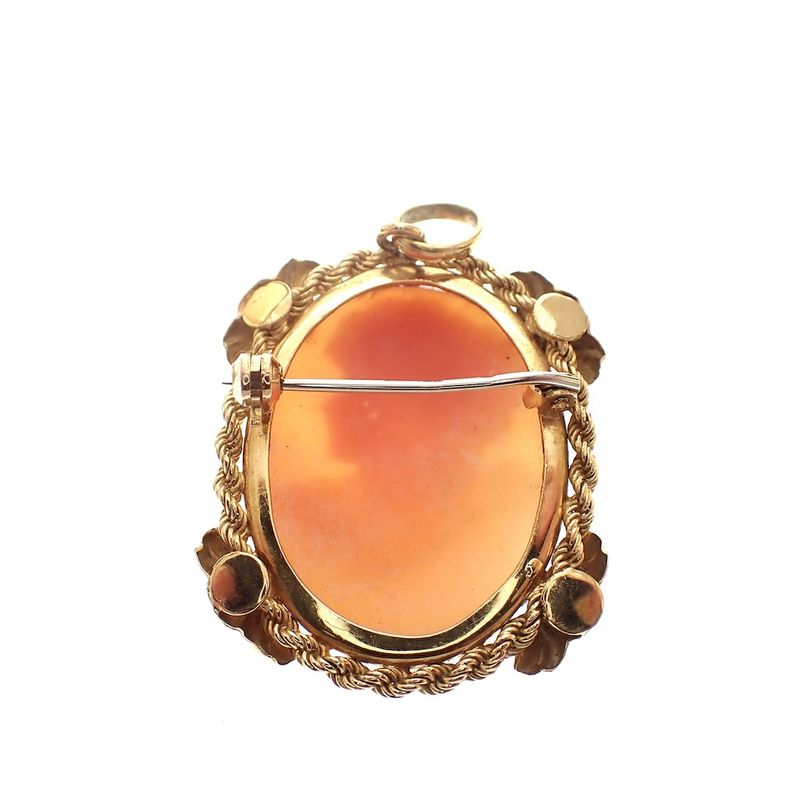Image 5 of Antique gold brooch/pendant with cameo