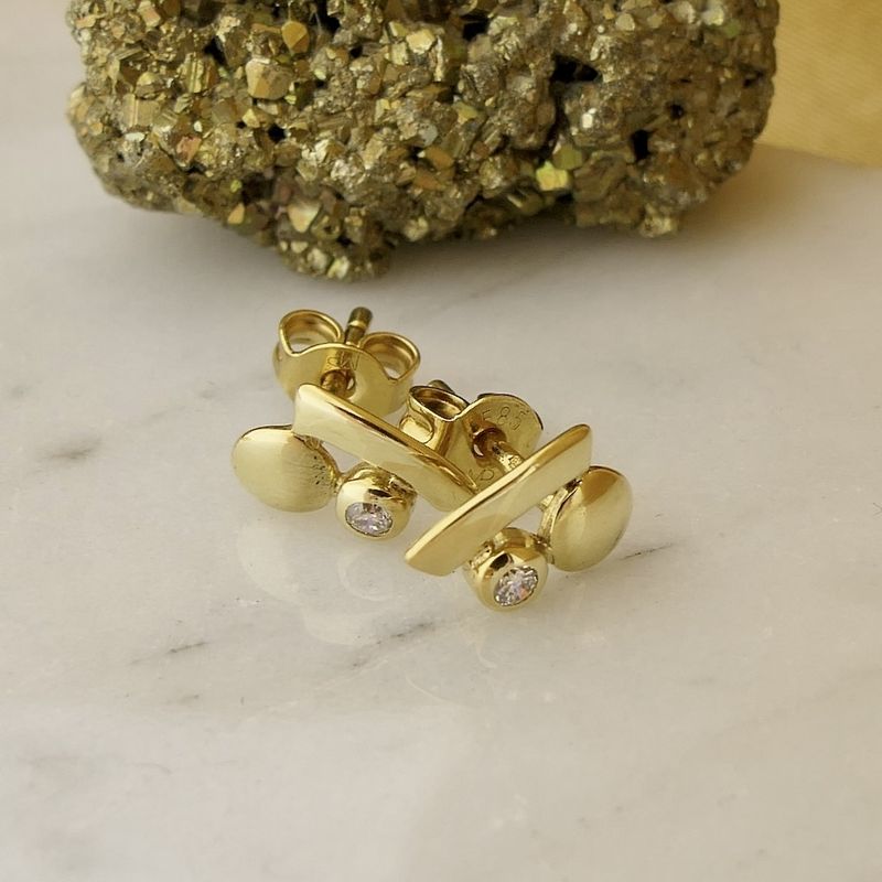 Image 9 of Gold stud earrings with diamonds