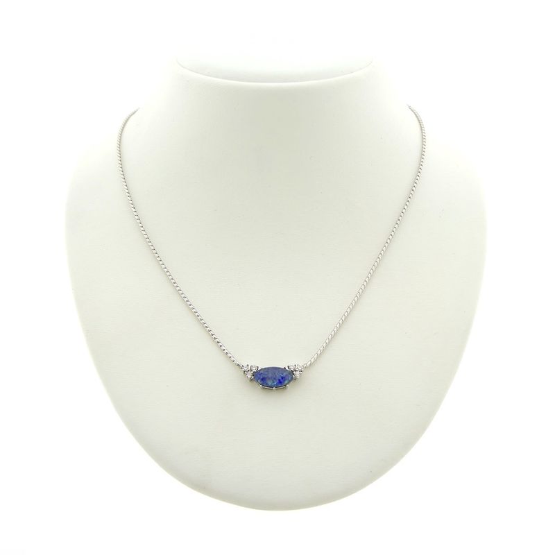 Image 1 of White gold necklace with diamond and triple opal | 42 cm