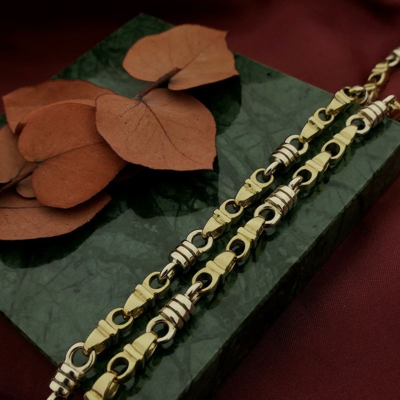 Image 7 of Two-tone solid gold Monte Carlo link chain; Men's