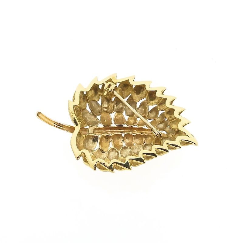 Image 5 of Tricolor gold brooch of a leaf