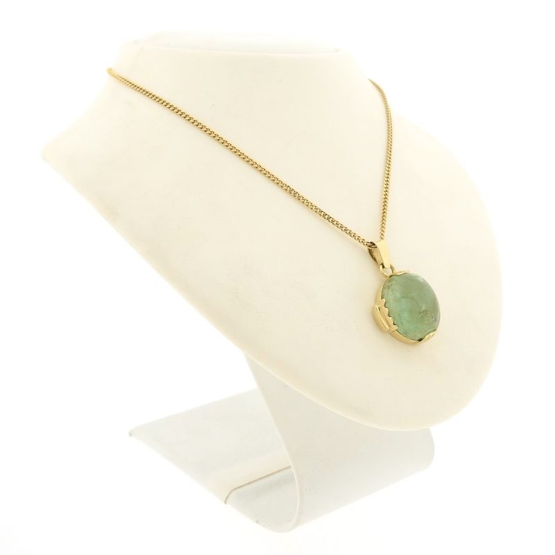 Image 6 of Gold pendant with Fluorite