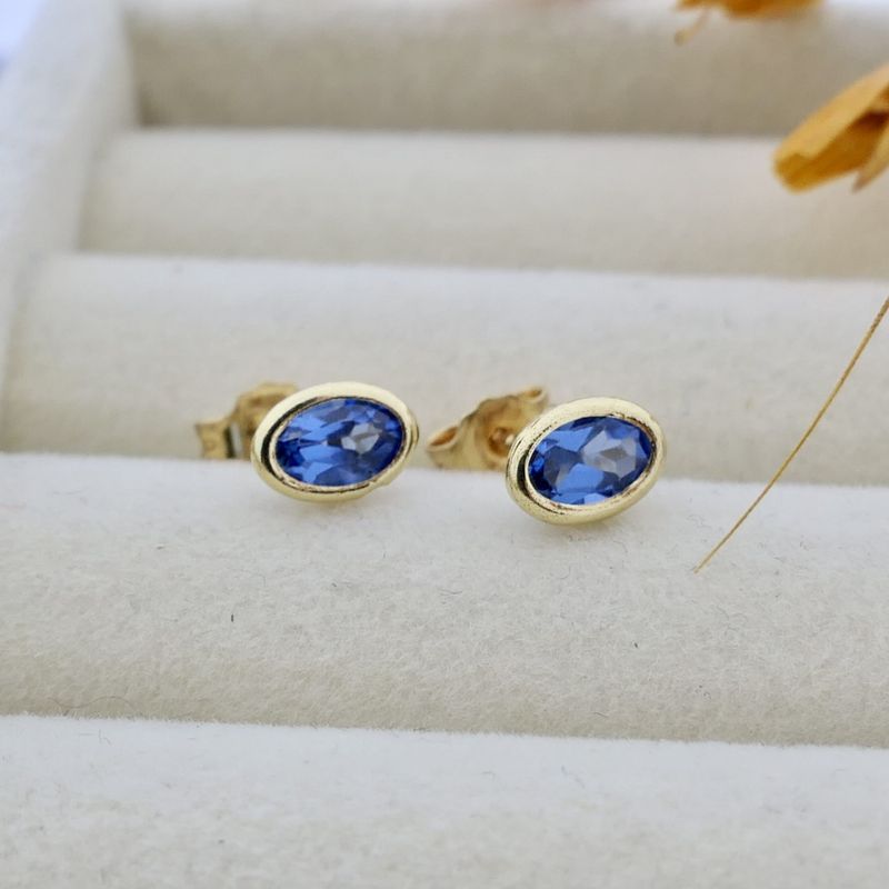 Image 2 of 18 carat gold stud earrings set with tourmaline