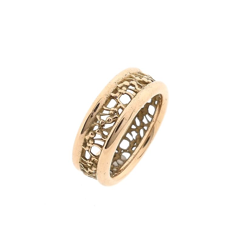 Image 1 of Vintage Gold Ring with Geometric Pattern