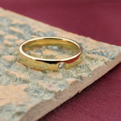 Image 2 of Gold (wedding) ring with diamond | 0.05 ct.