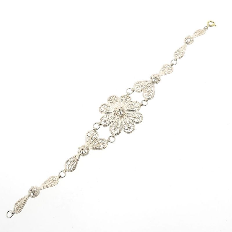 Image 4 of Silver filigree bracelet with flowers