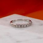 Afbeelding 2 van Witgouden rijring met diamanten; 0,40 ct.