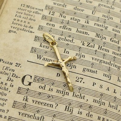 Image 2 of Gold pendant of a cross with corpus