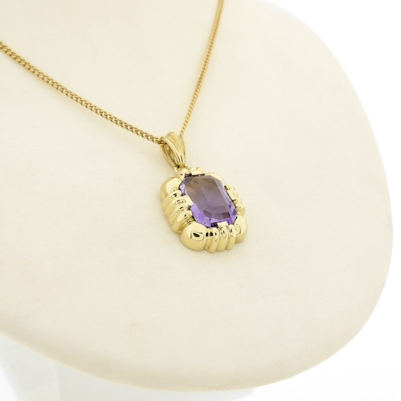 Image 6 of Gold pendant with amethyst