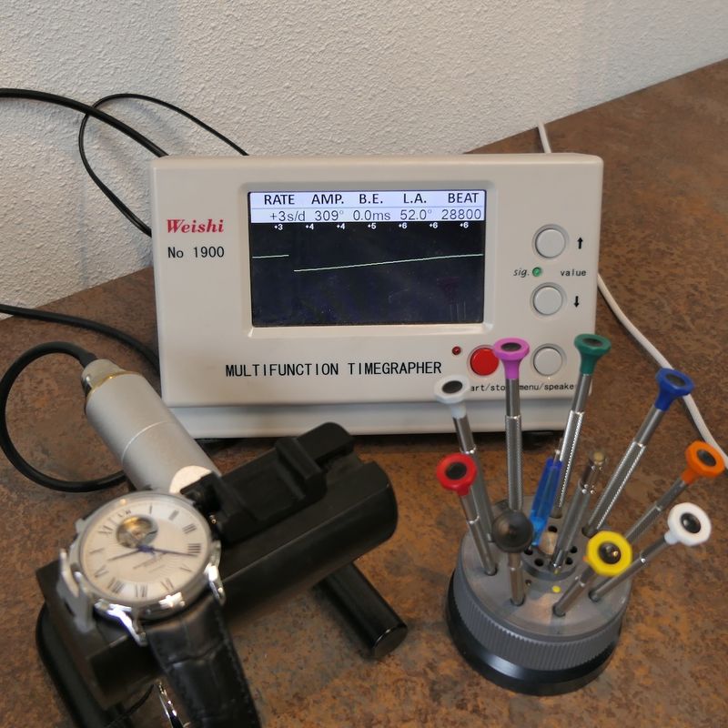 Image 19 of Raymond Weil Maestro 'Open Hearth' 2227-STC-00659; Automatic men's watch