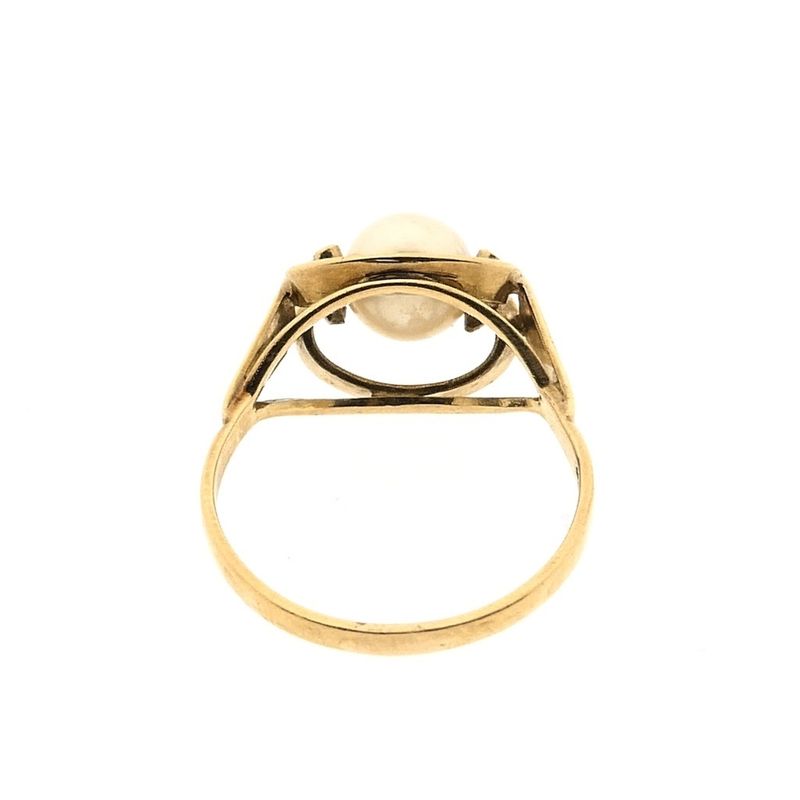 Image 5 of Gold ring with pearl