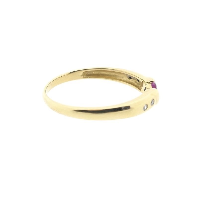 Image 4 of Gold ring with ruby ​​and diamond | 0.02 ct.
