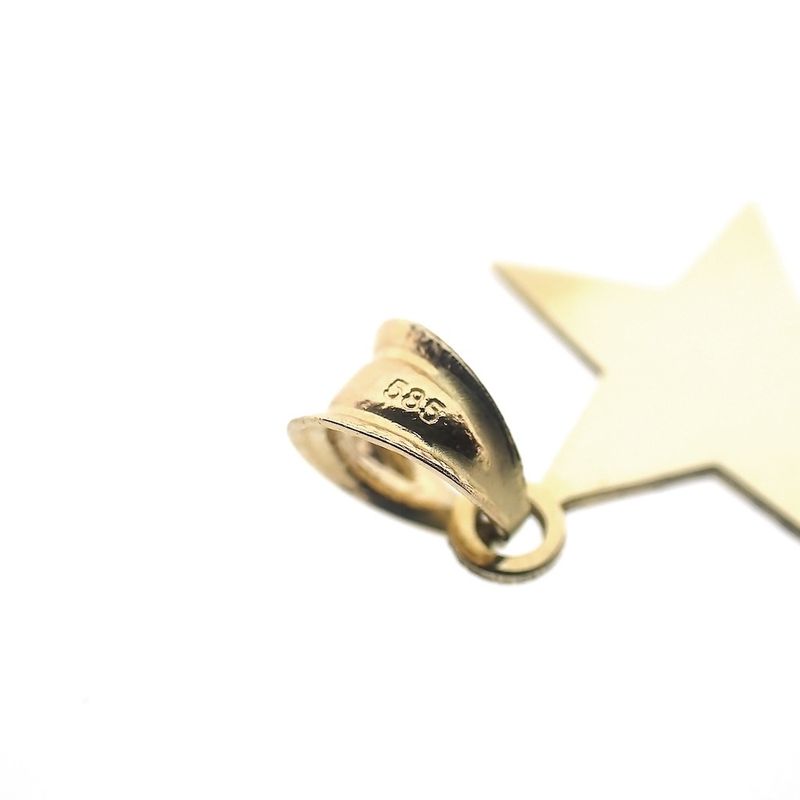Image 4 of Gold pendant of a star