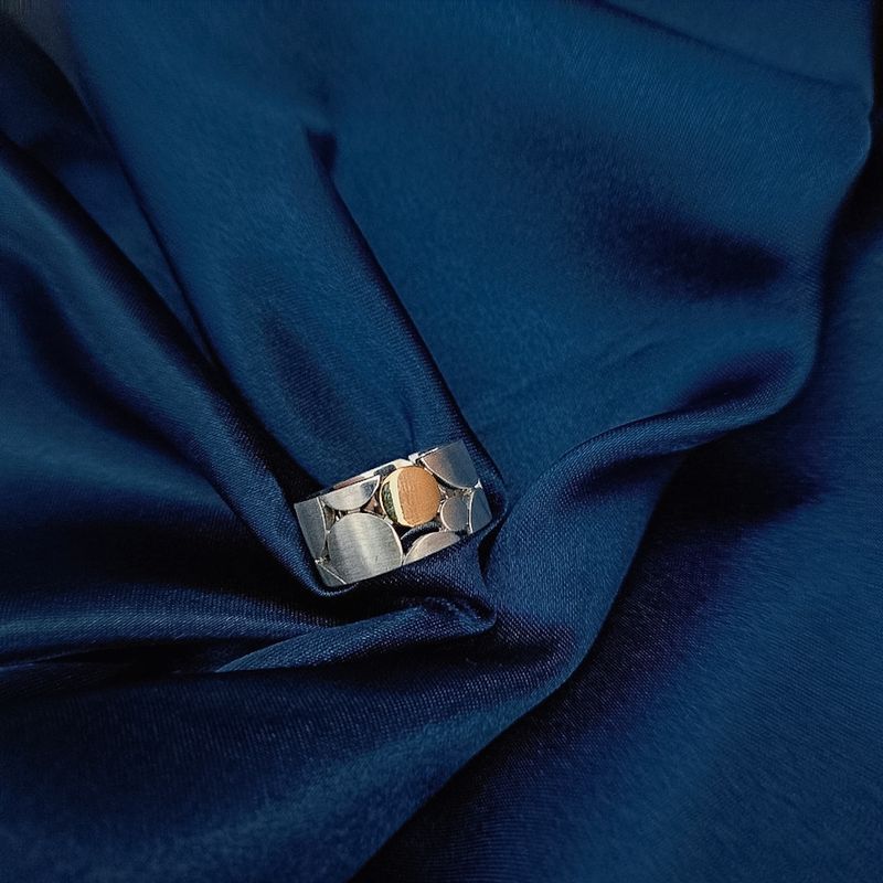 Image 6 of Silver ring with gold circle | Breuning