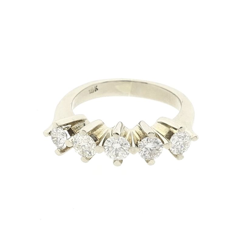 Image 4 of 18-karat white gold ring with diamonds | 1.00 ct.