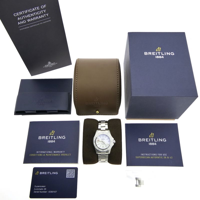 Image 17 of Breitling Superocean 36 A17316; Automatic unisex watch