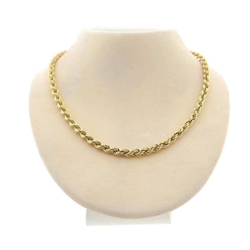 Image 4 of Gold twisted link chain