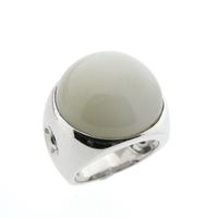 White gold robust ring with moonstone and diamond