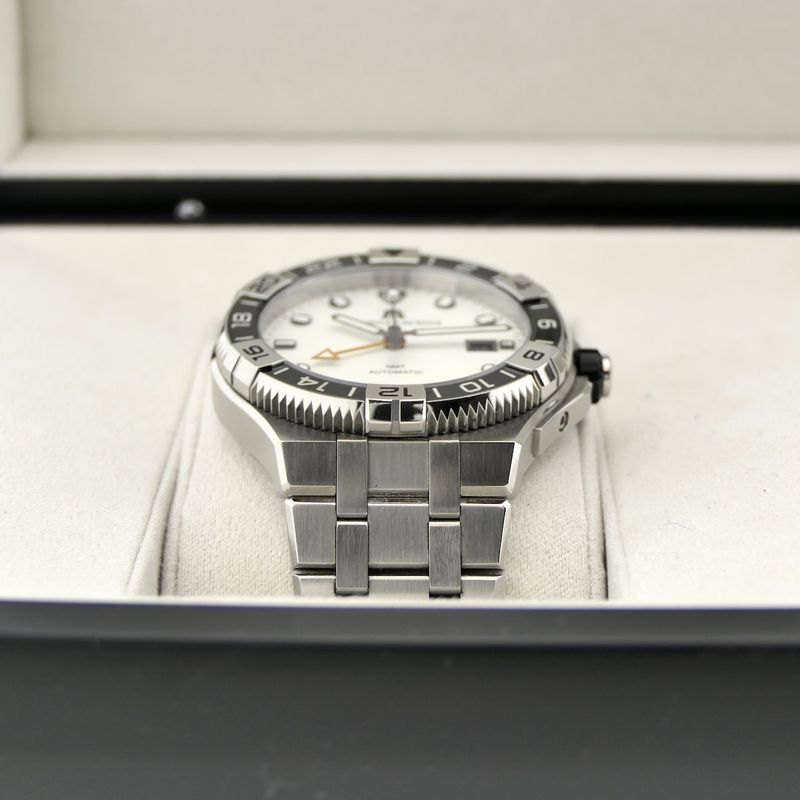 Image 16 of Maurice Lacroix AIKON Venturer GMT; Automatic men's watch