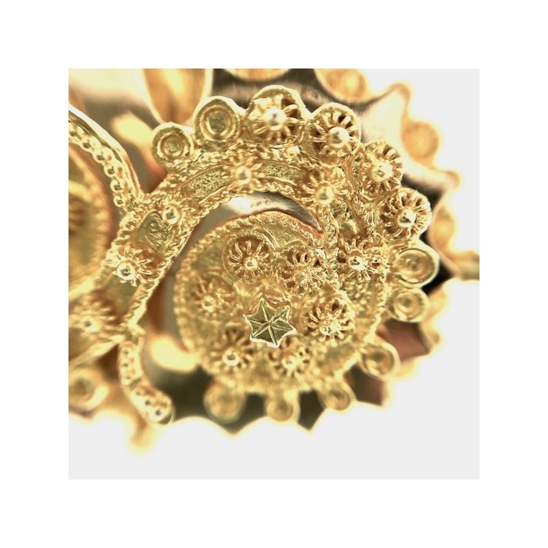 Image 5 of Antique gold brooch, cap bell