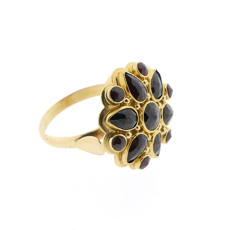 Image 6 of Gold entourage ring with garnet stones | Vintage