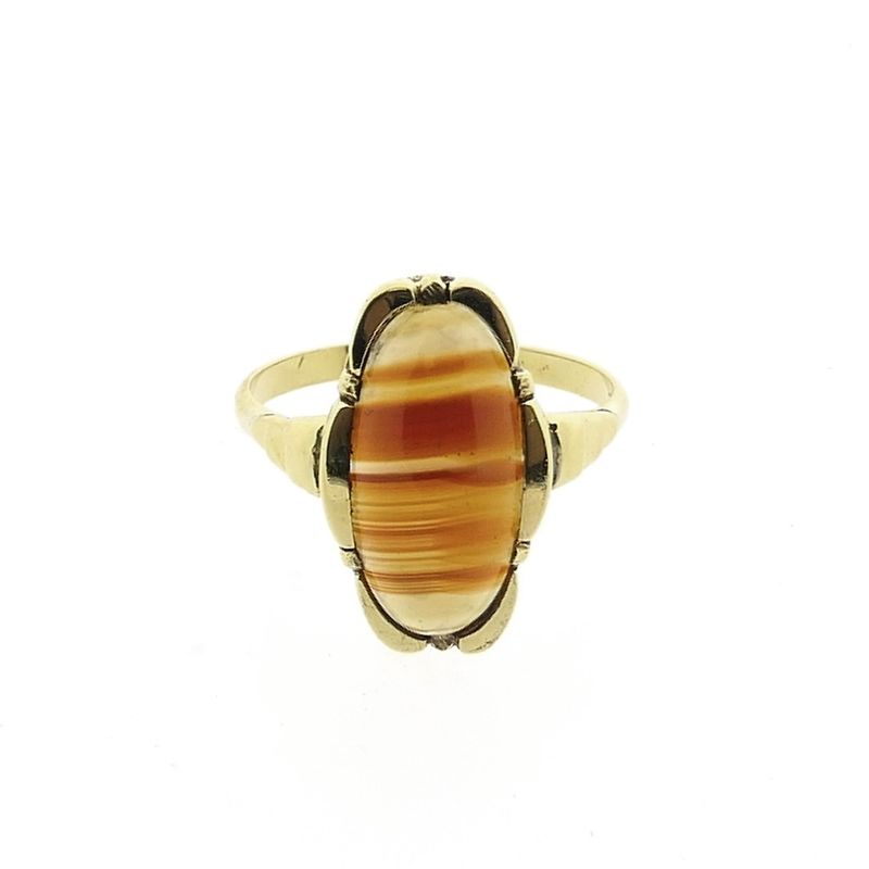 Image 3 of Vintage gold ring with carnelian bandagate