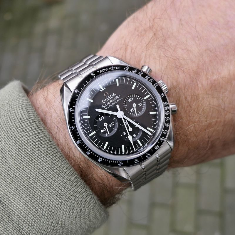 Image 18 of Omega Speedmaster Moonwatch 'Double Sapphire'; Chronograph men's watch